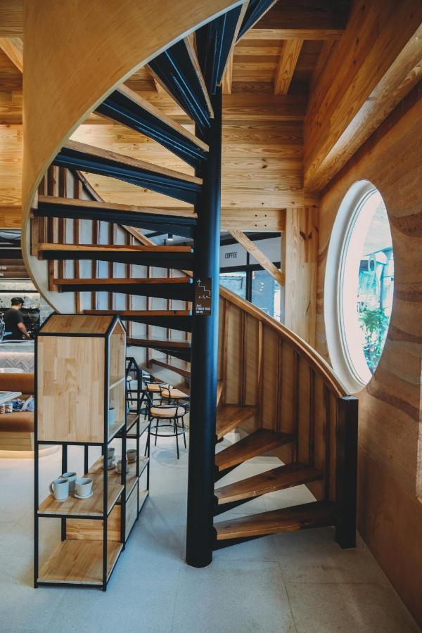 Family Tree Hotel Краби Экстерьер фото